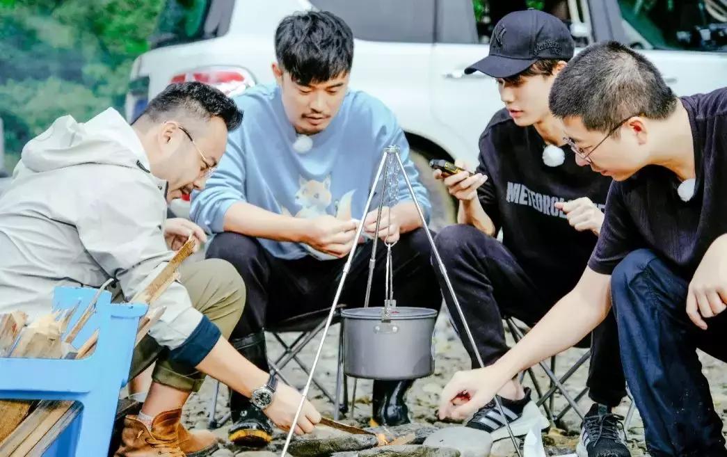 娱乐美食节目：治愈生活焦虑，开启厨房冒险的快乐指南