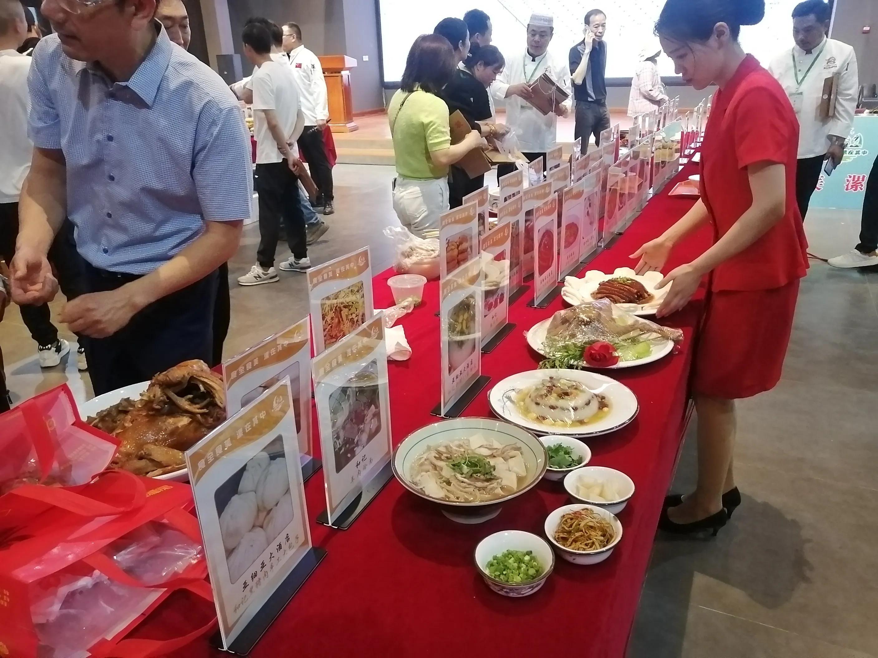 美食嘉年华终极大奖：揭秘获奖秘诀与成功故事，助你轻松赢得荣耀与机遇
